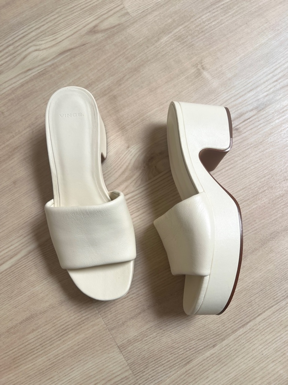 VINCE margo white padded platform slide sandals minimalist neutral / size 8